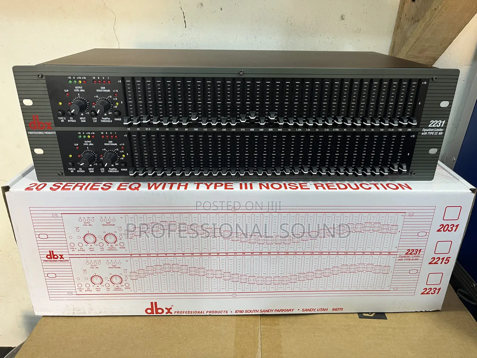 DBX 2231 Dual 31-Band Graphic Equalizer/Limiter, Noise Reduction.