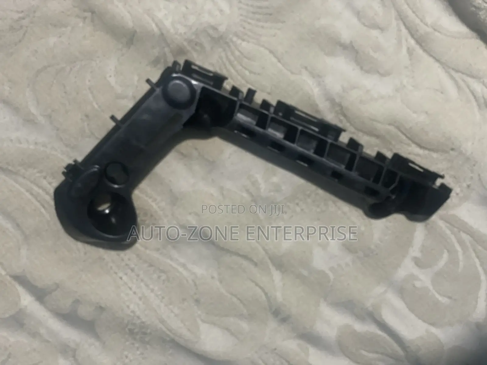 Toyota Corolla 2020 Bumper Bracket/Bumper Locker