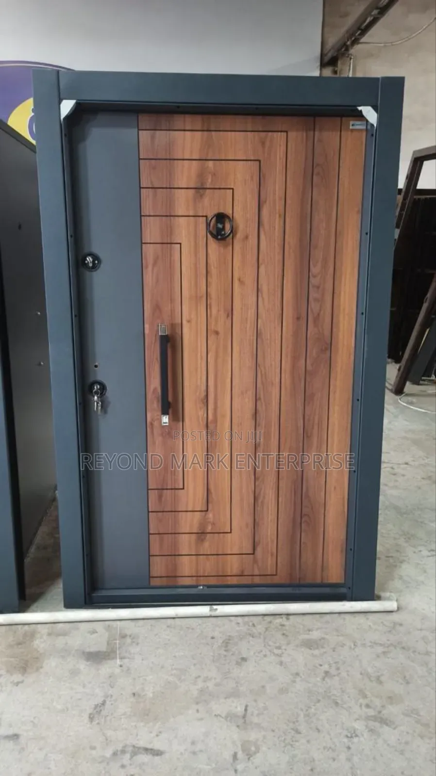 Single Security Door, Luksury Design, Affordable Price, Quality