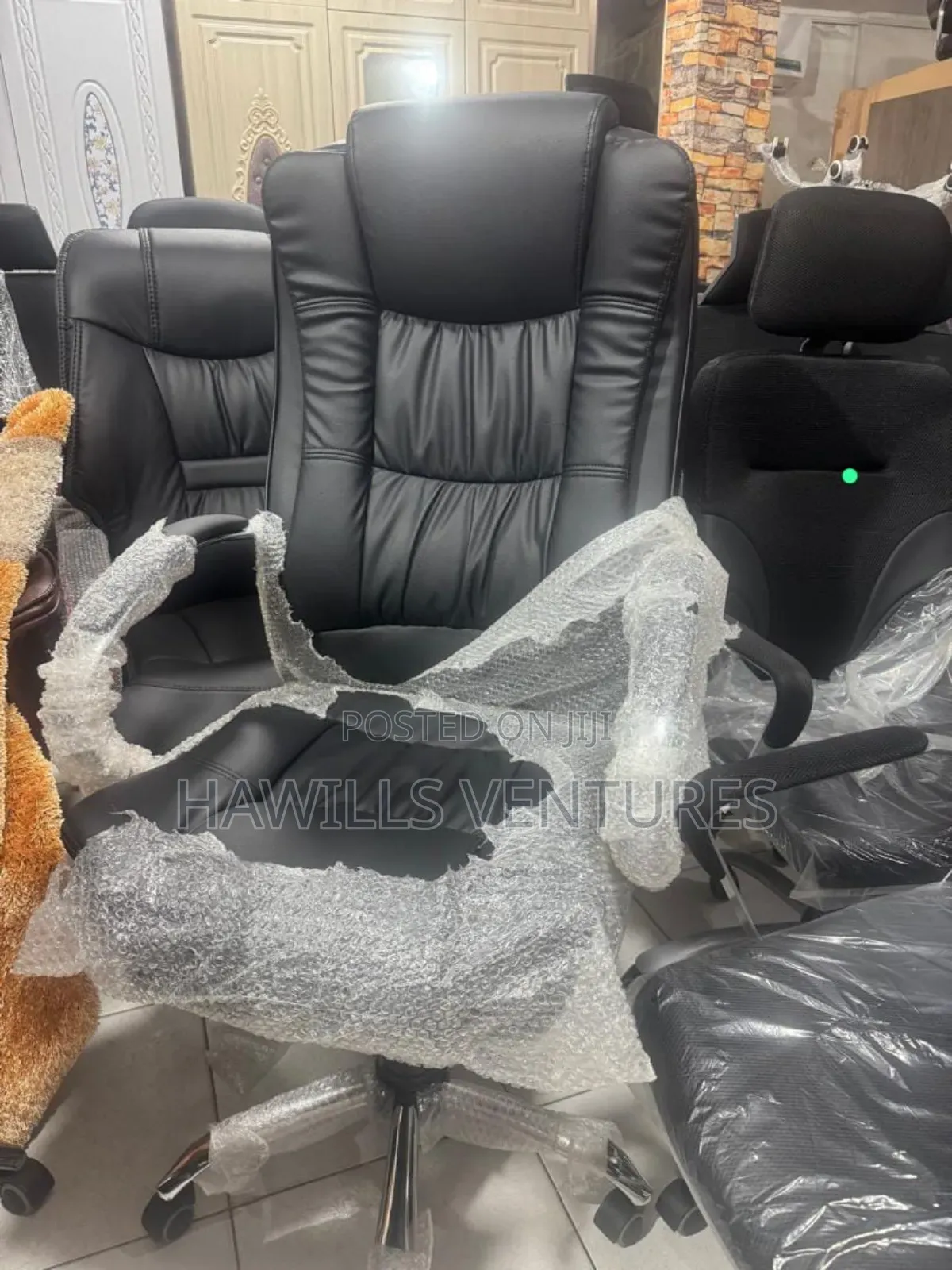 Modern Executive Swivel Chair
