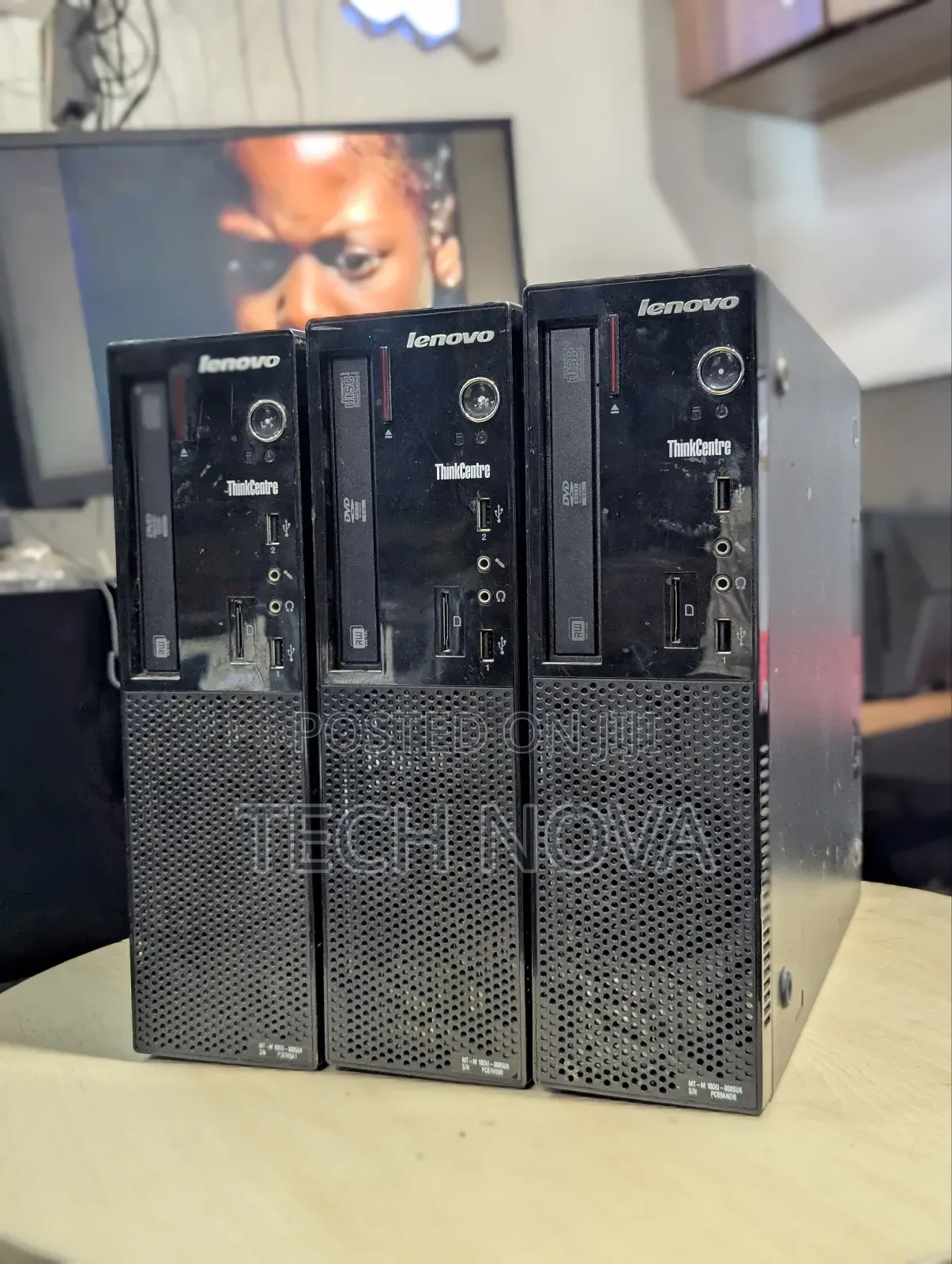 Desktop Computer Lenovo Ideacentre 720 8GB Intel Core I5 HDD 500GB