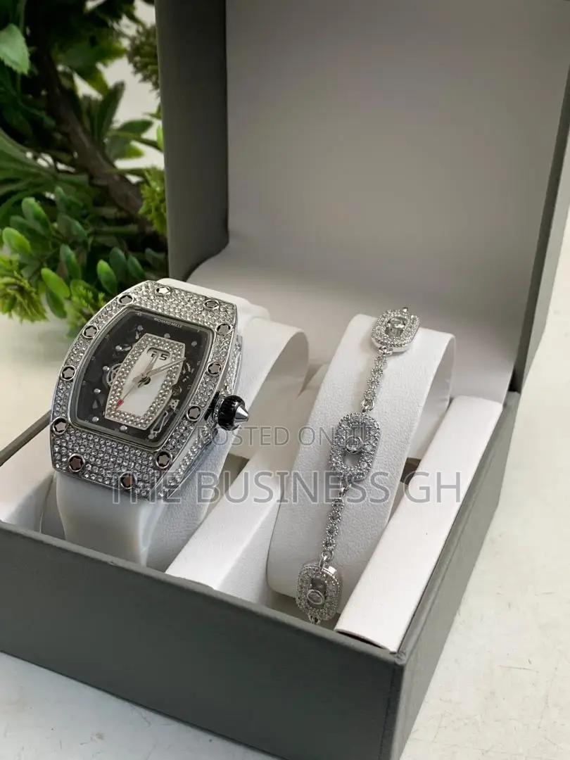 Watch With Bracelet