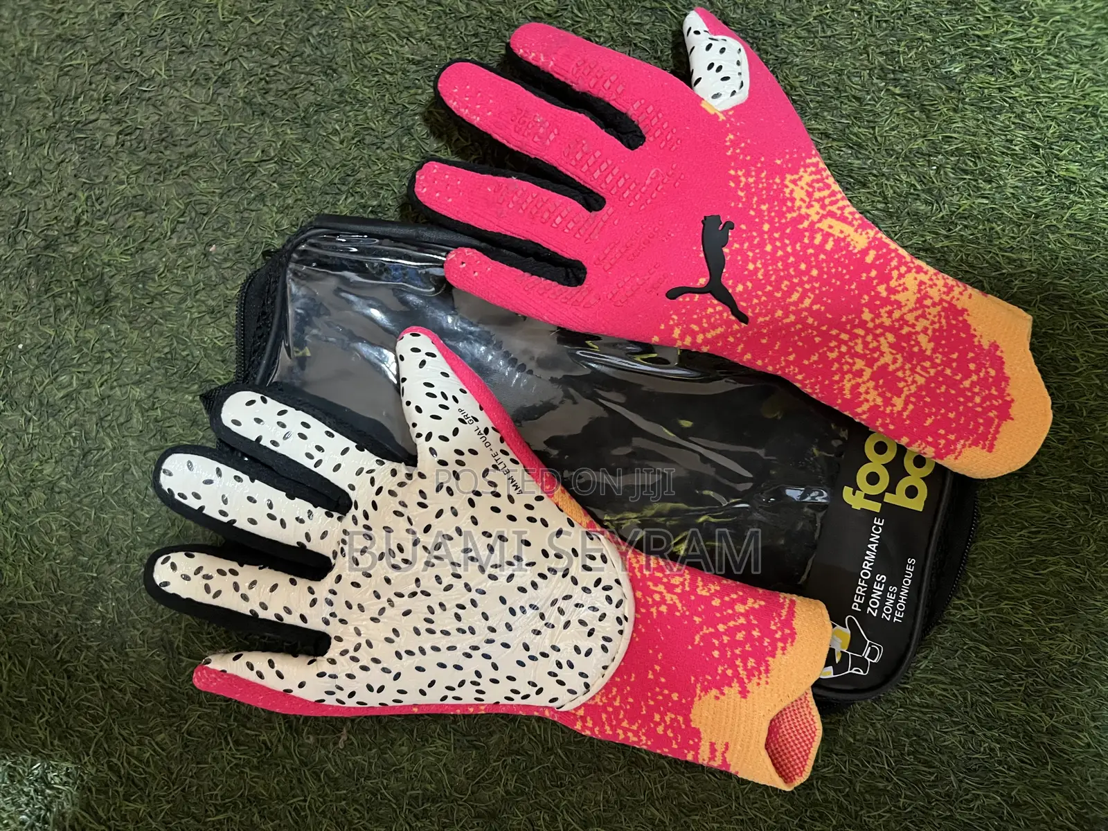 Goalkeeper Gloves