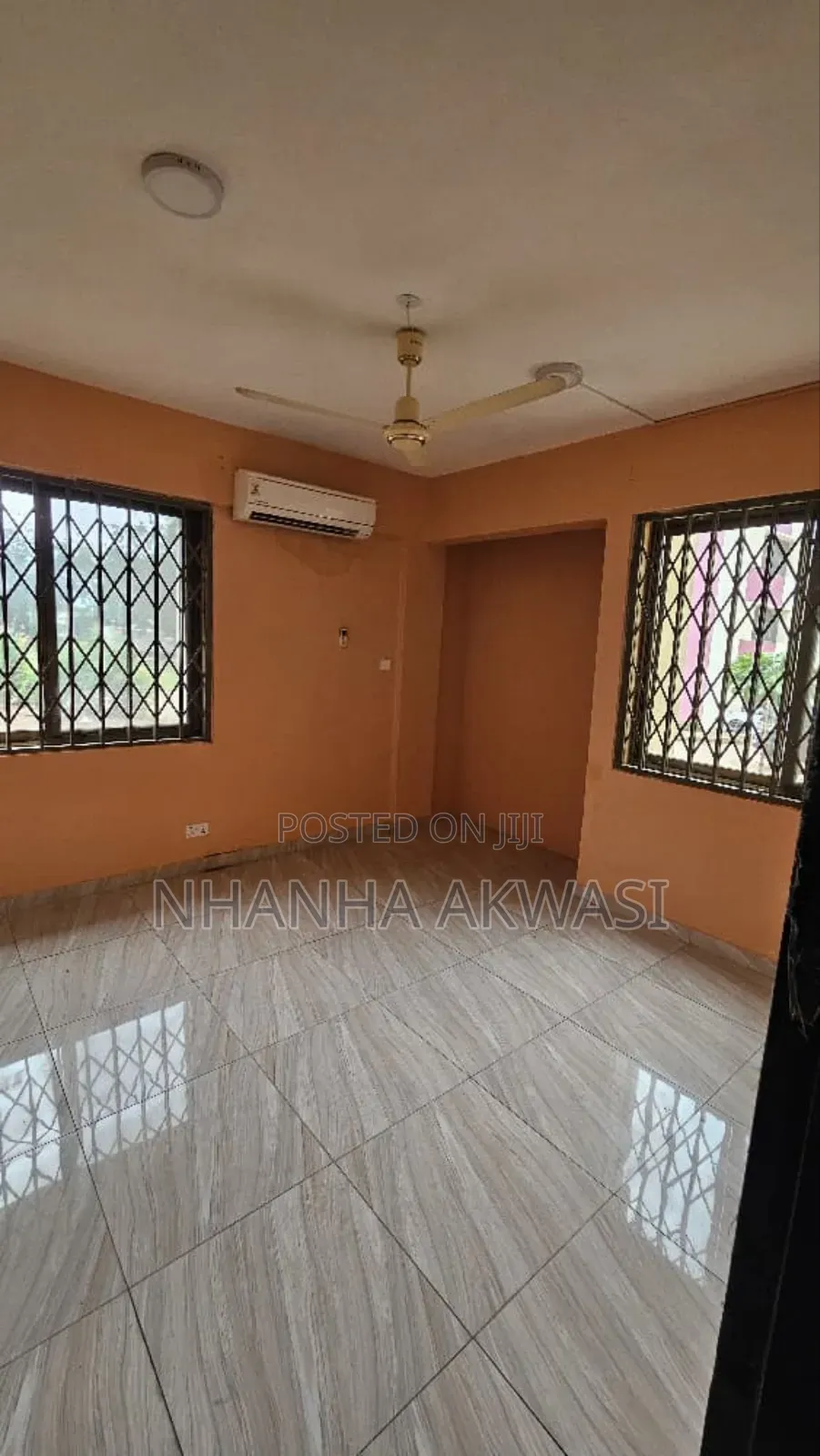 2bdrm Apartment in Sakumono, Tema Metropolitan for rent