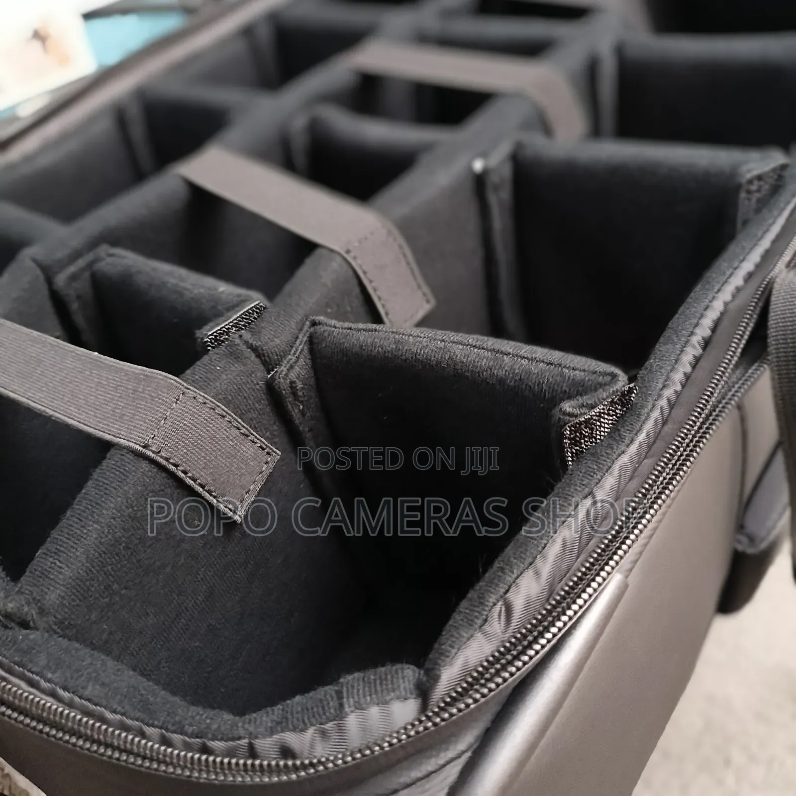 Cwatcun D136 2.0rolling Waterproof Camera Bag With Wheels