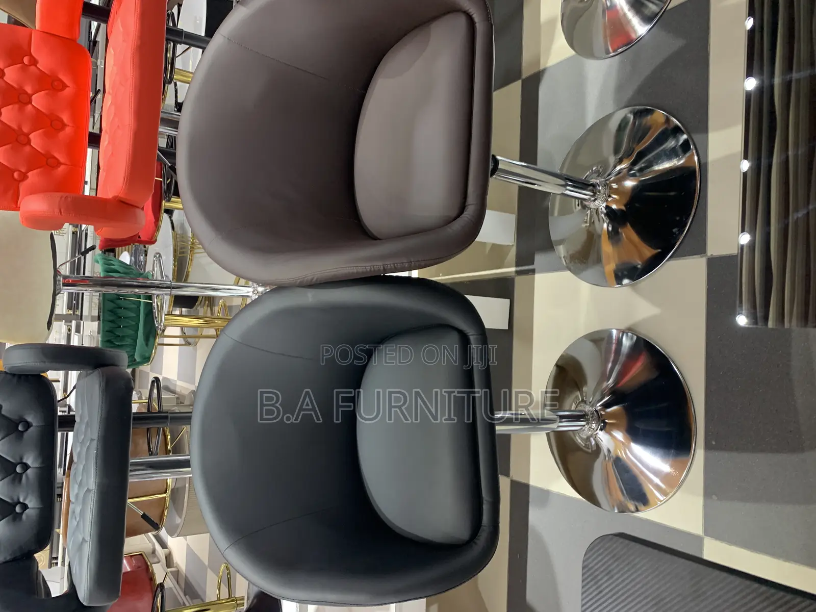Bar Chair- Adjustable