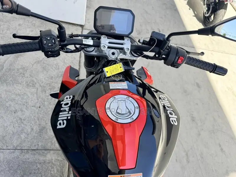 New Aprilia Tuono 2025 Red