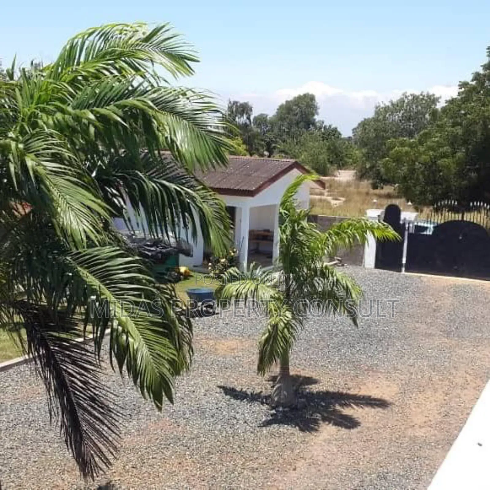 2bdrm House in Ada Foah, Sege for sale