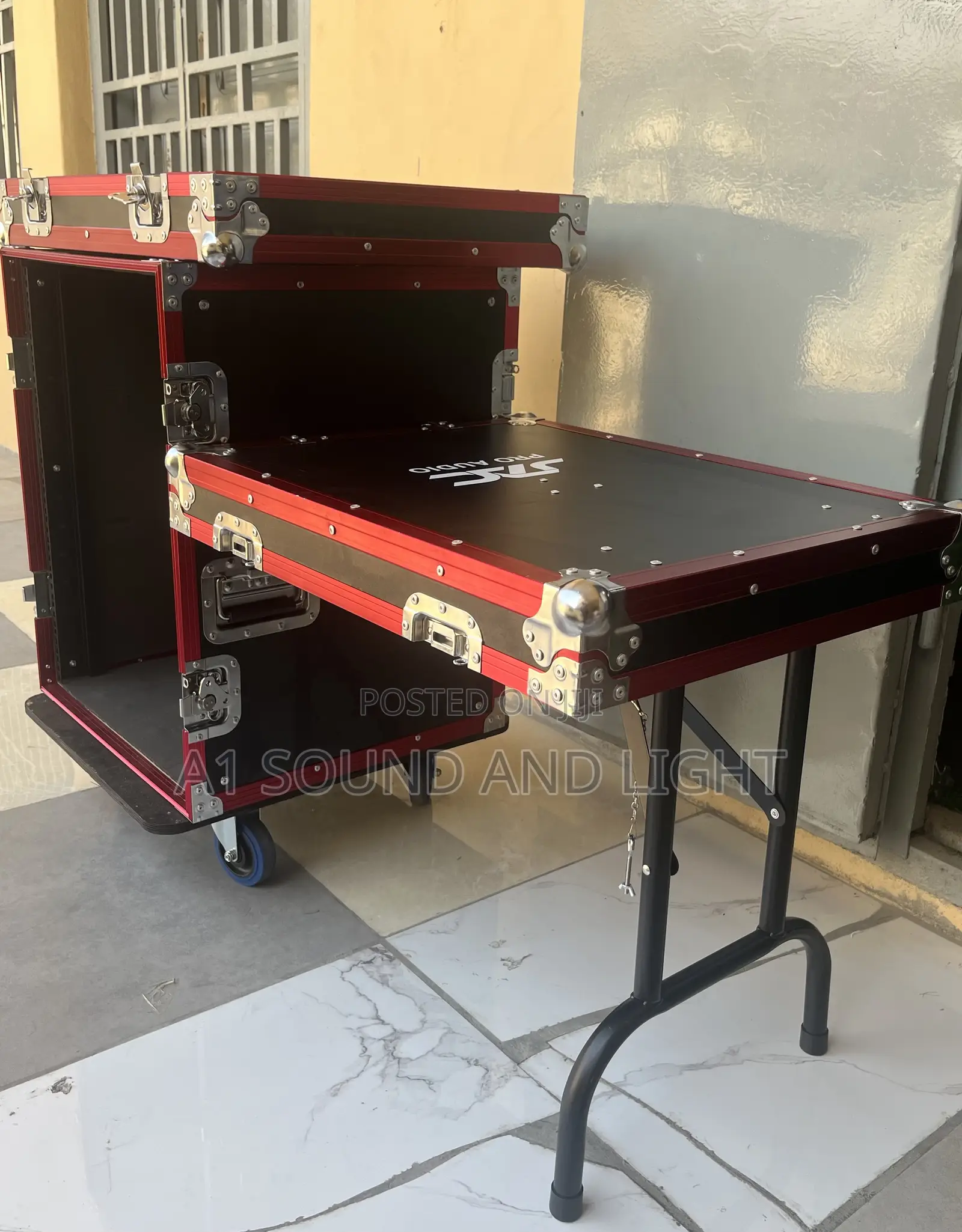 Amplifier Rack 14u - Red