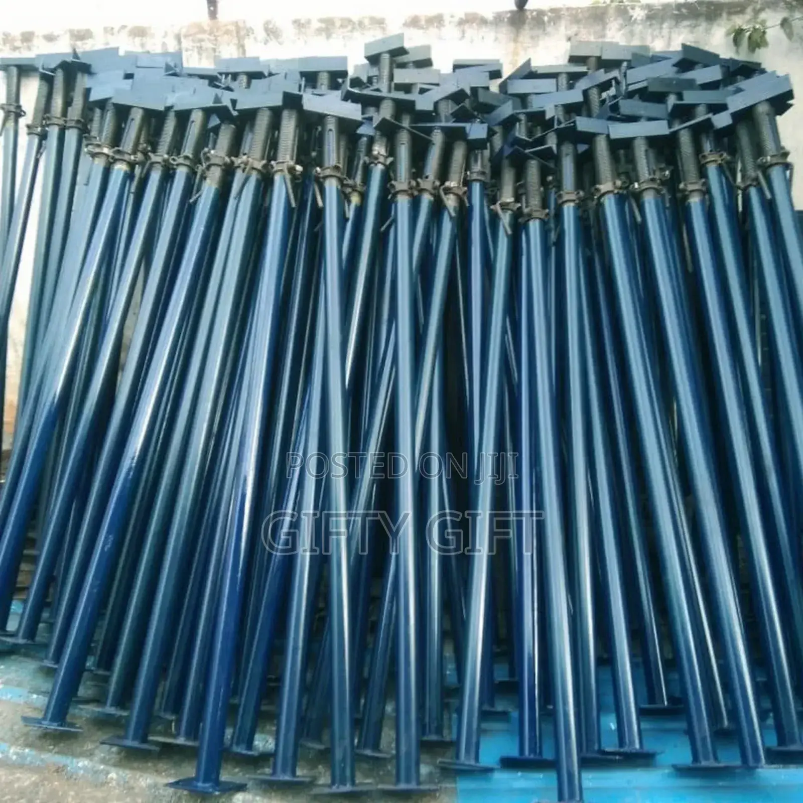 Adjustable Steel Italian Acrow Jacks/Props