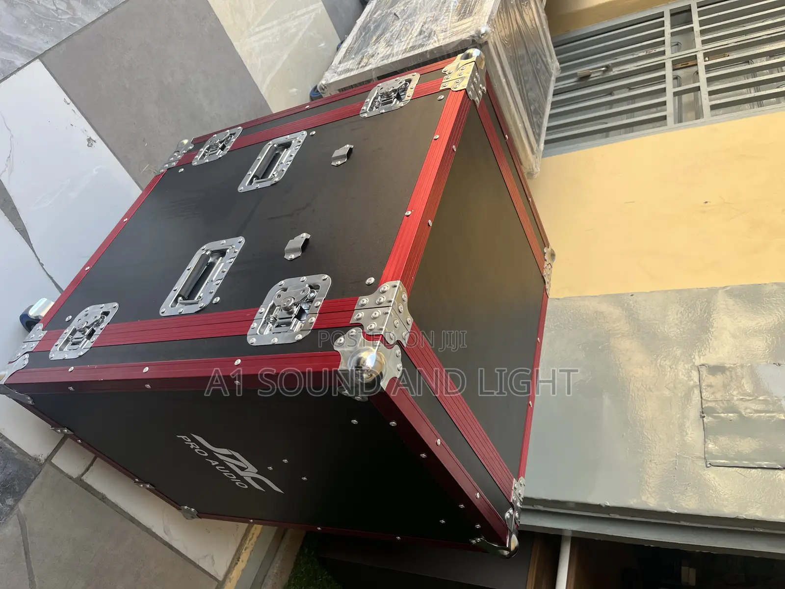 Amplifier Rack 16u- Red