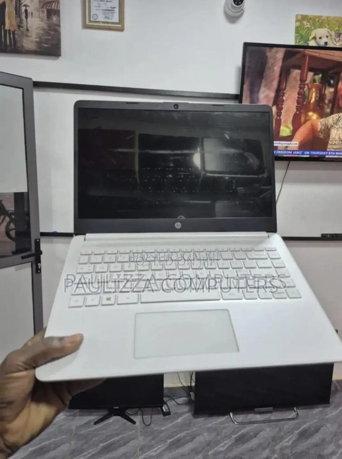 Laptop HP 14-dq1088wm 8GB Intel Core i5 SSD 256GB