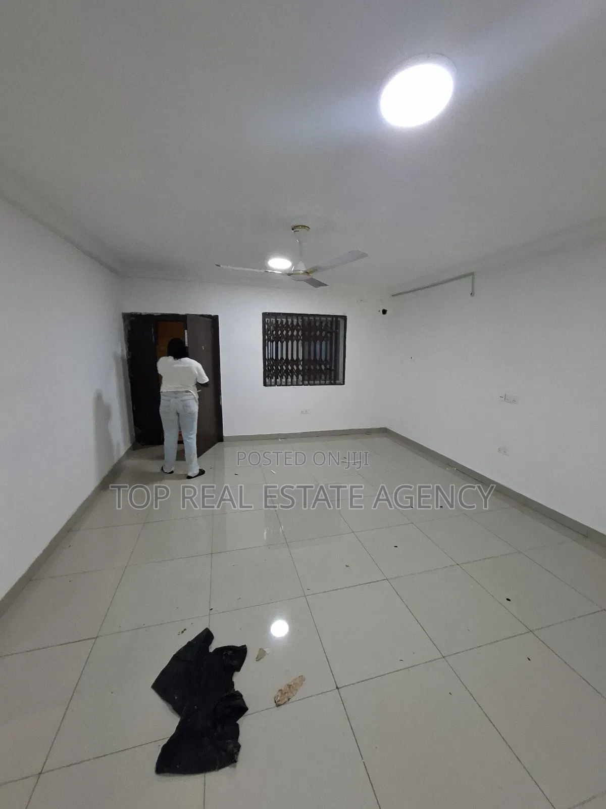 2bdrm Apartment in Danfa, Adenta for rent