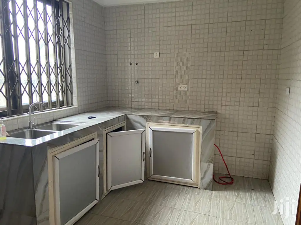 2bdrm Apartment in Bronko Housing, Accra Metropolitan for rent