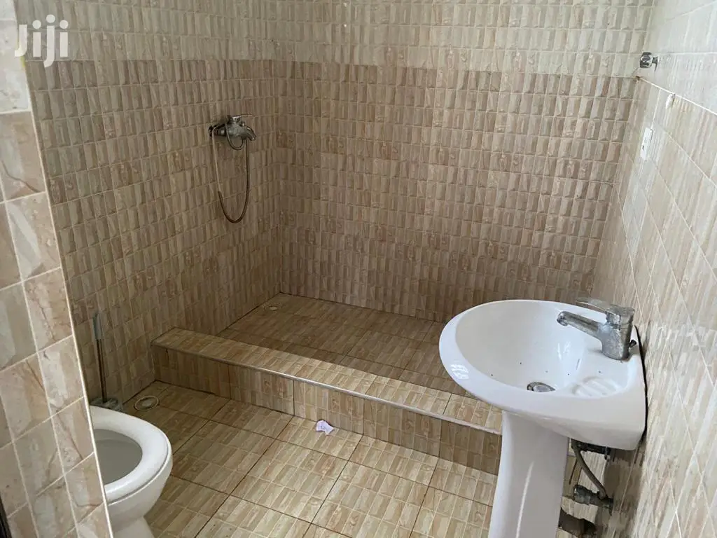 2bdrm Apartment in Bronko Housing, Accra Metropolitan for rent
