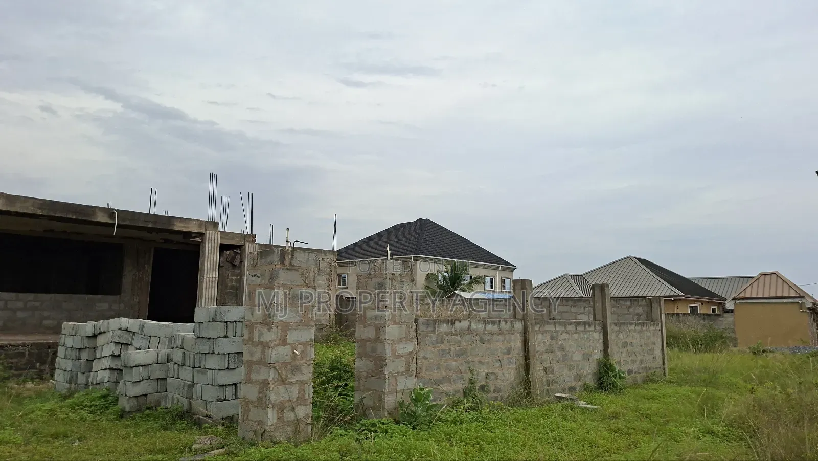 5bdrm House in Castle Gate Estate, Community 25 for sale