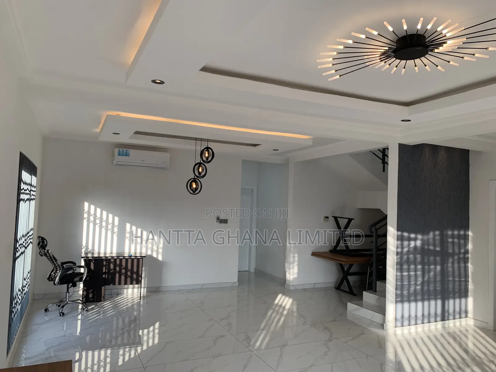 4bdrm House in Oyarifa, Ghana Flag for sale