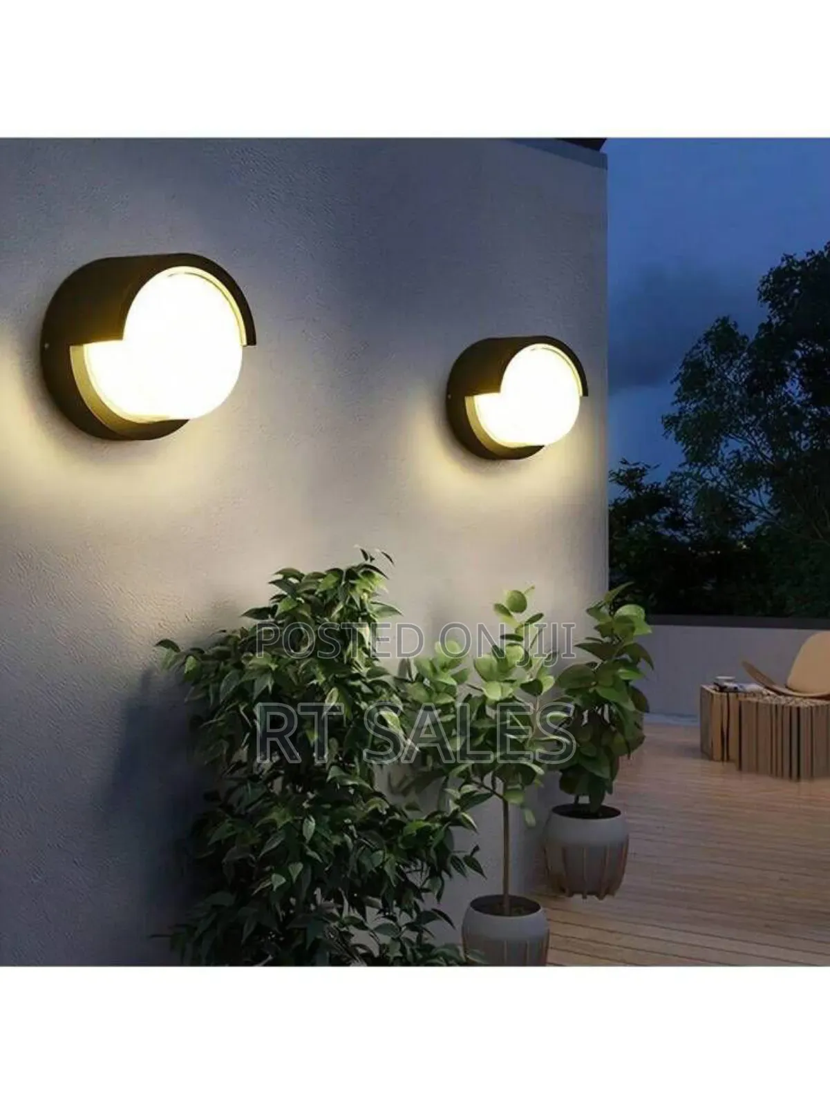 Circular Wall Lamp