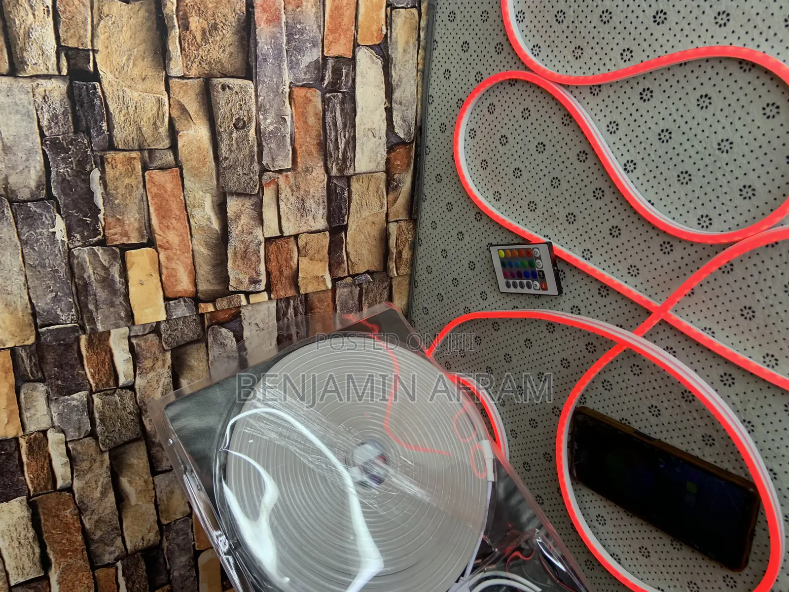 Luma High Neon Strip Light With Remote