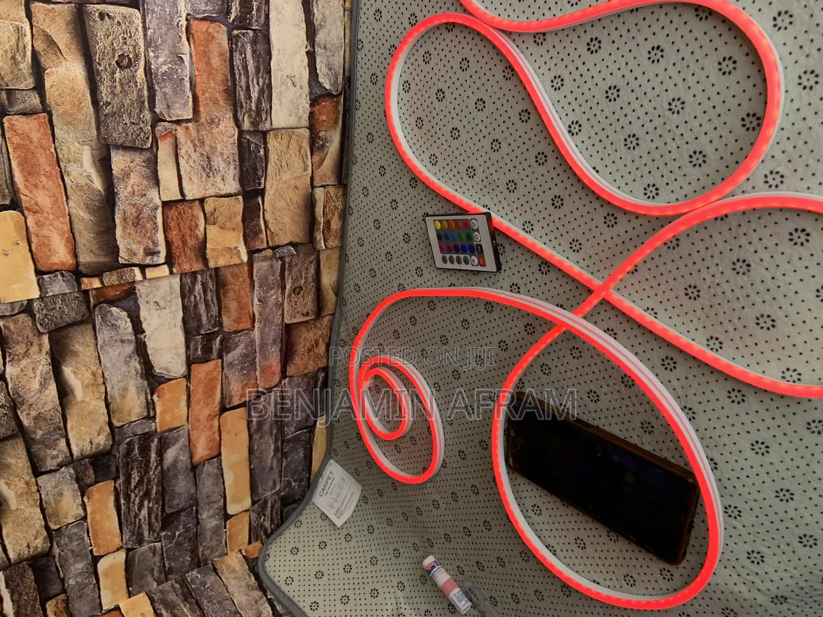 Luma High Neon Strip Light With Remote
