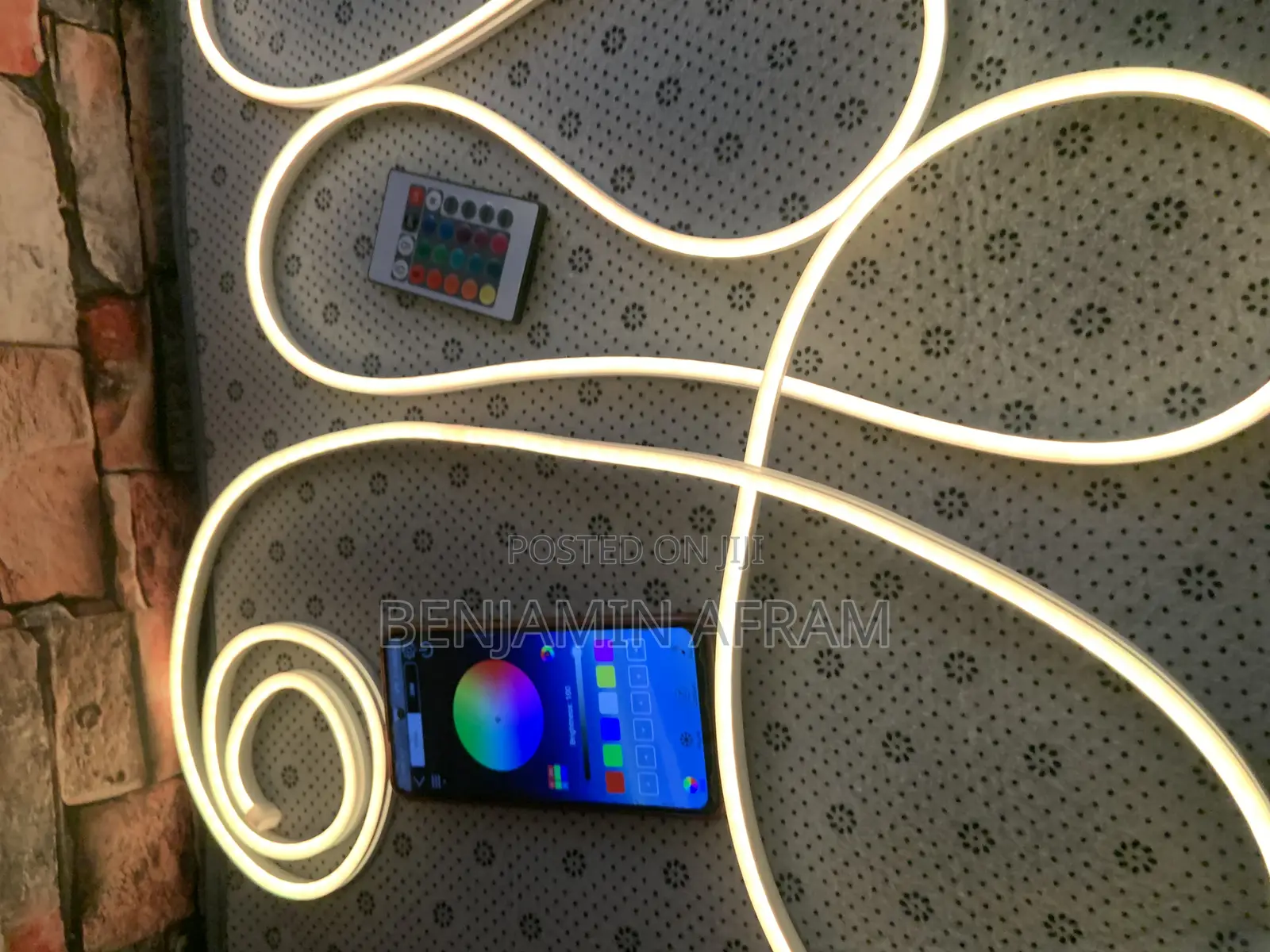 Apex Strip Motion Detector Light