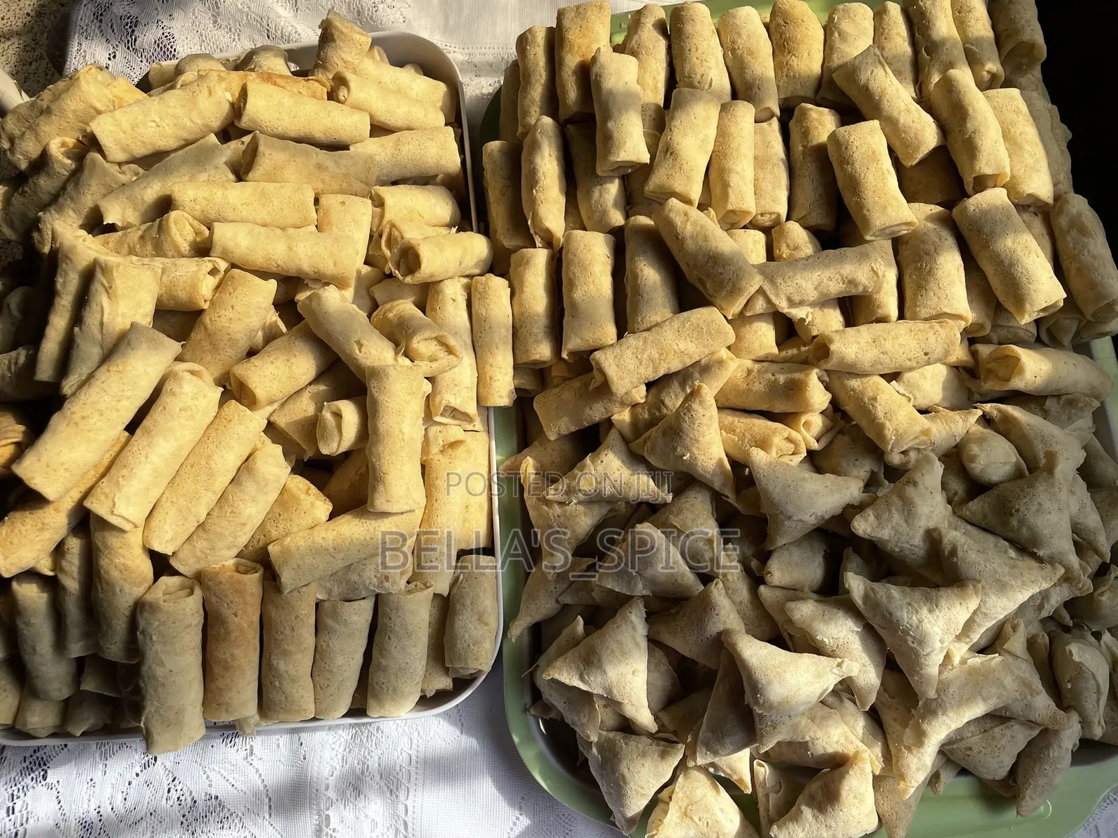 Frozen Springrolls And Samosa In Adenta