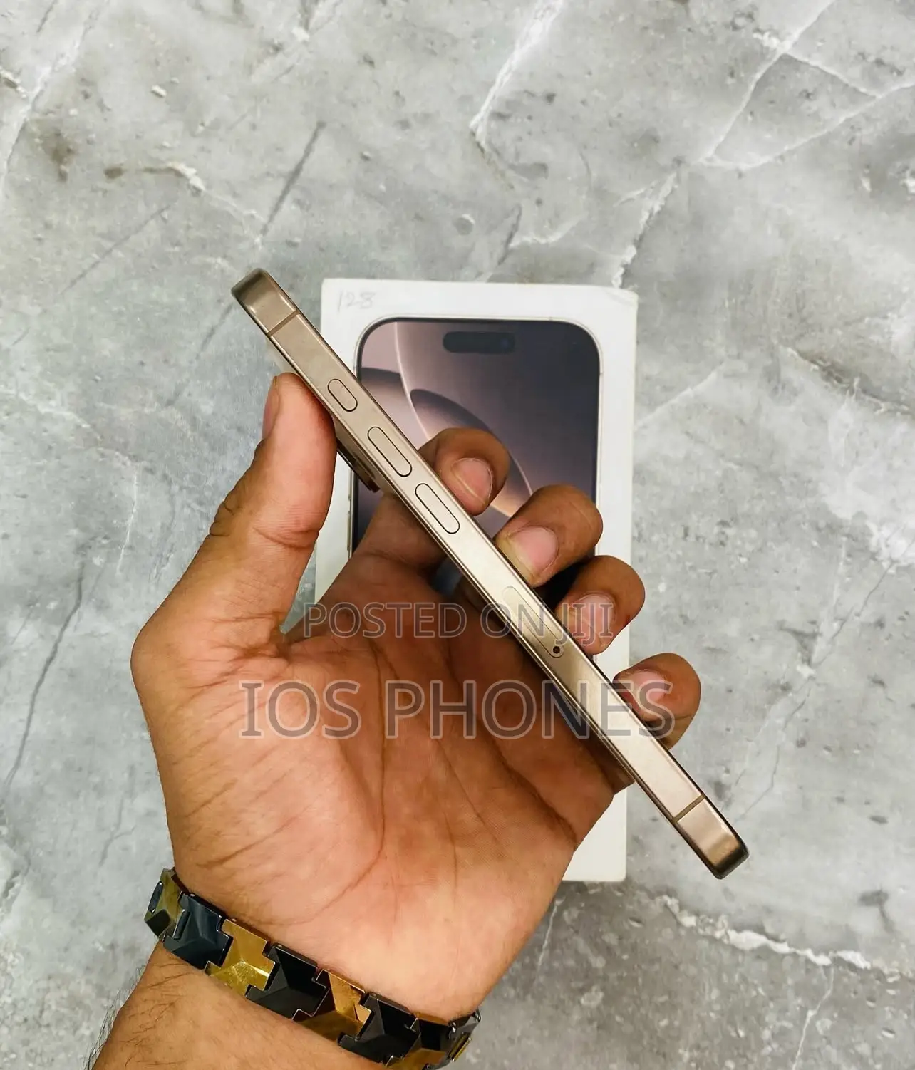 Apple iPhone 16 Pro 256 GB Gold