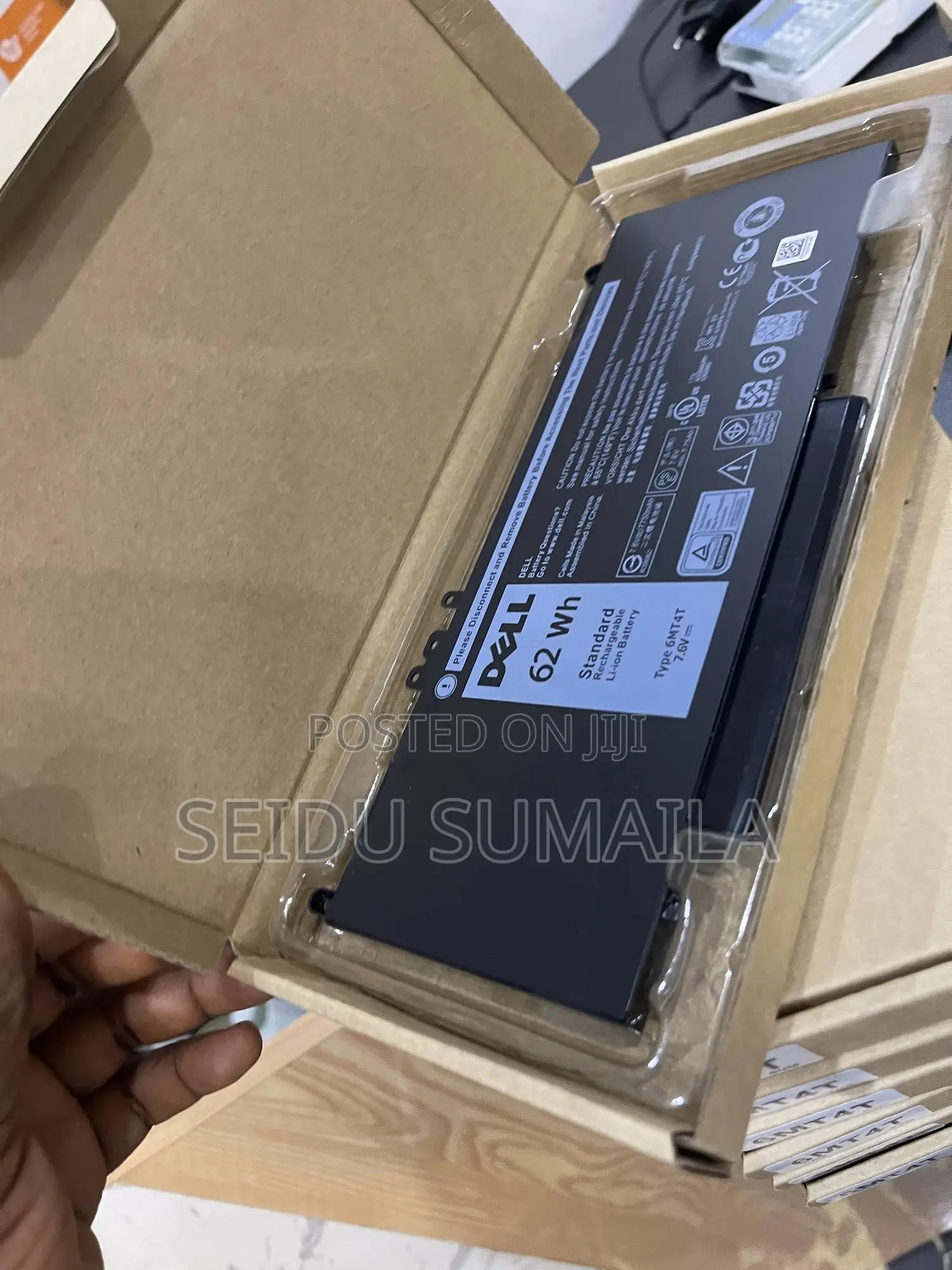 6mt4t Dell Battery ( 5470, 5570)
