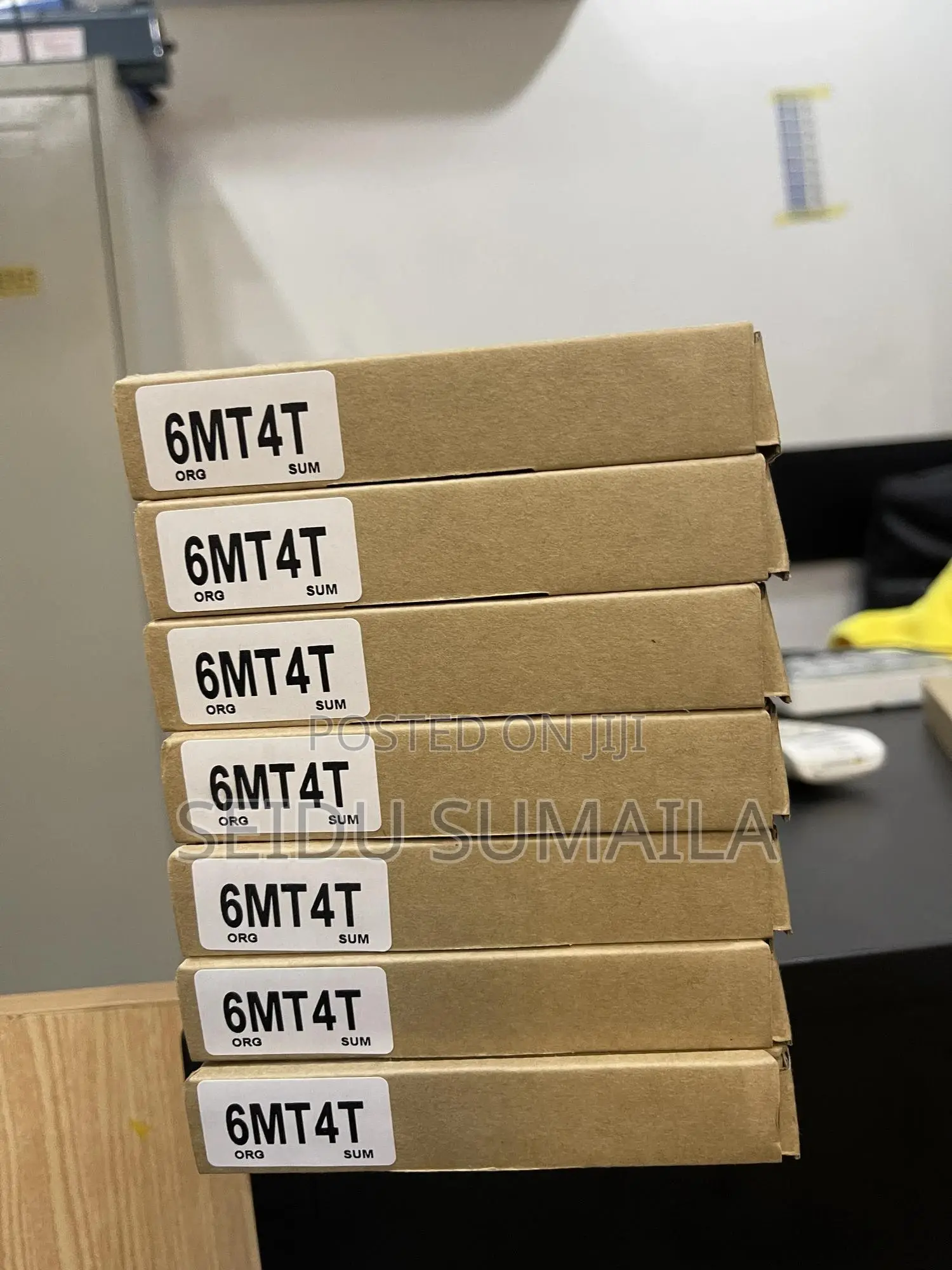 6mt4t Dell Battery ( 5470, 5570)