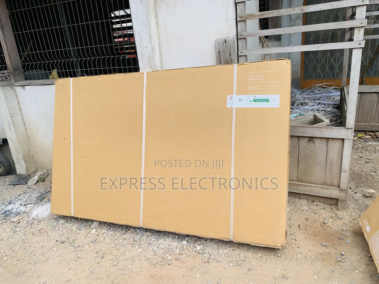 Qled Display Smart Samsung 75”Q60c