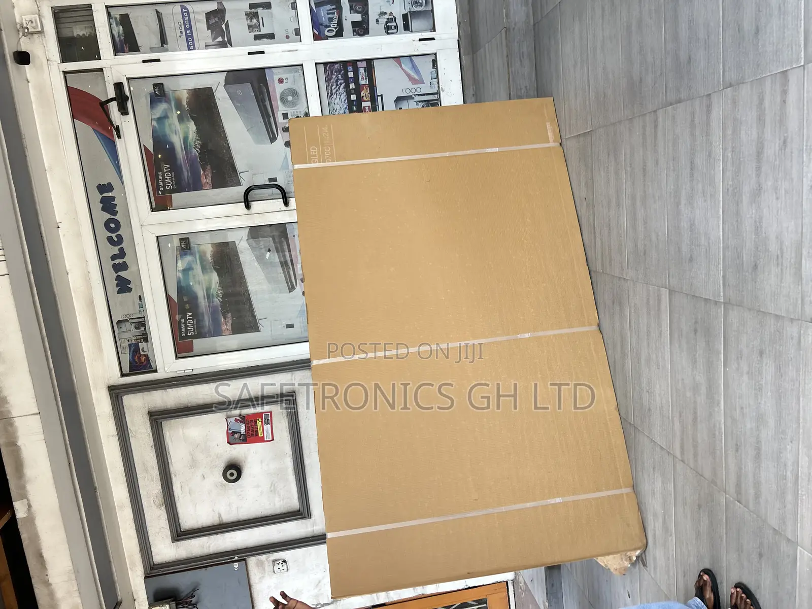 Sealed in Box 85” 85q70c Qled Samsung Sleek Tv
