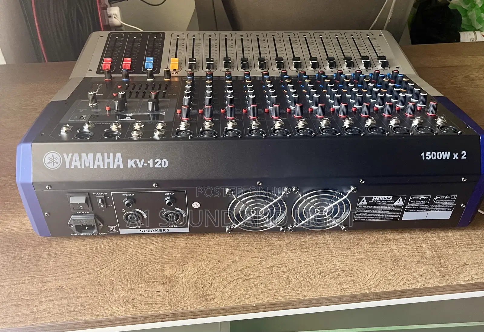Yamaha 12 Channels Powered Mixer