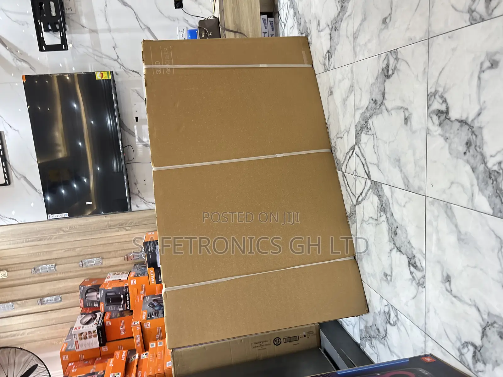 Ultra Modern Samsung Qled 75q60c 75” Sleek Tv