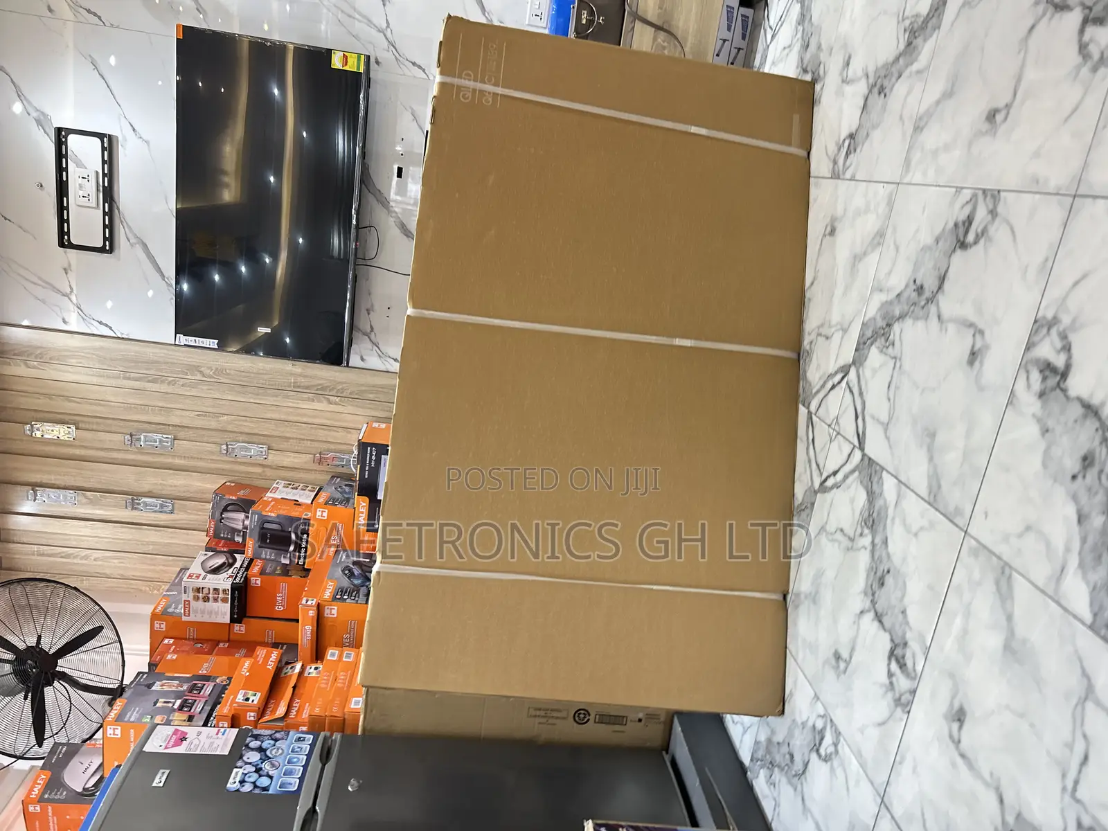 Ultra Modern Samsung Qled 75q60c 75” Sleek Tv