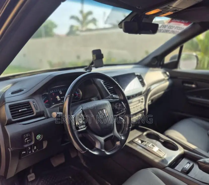 Honda Pilot Touring AWD 2019 Black
