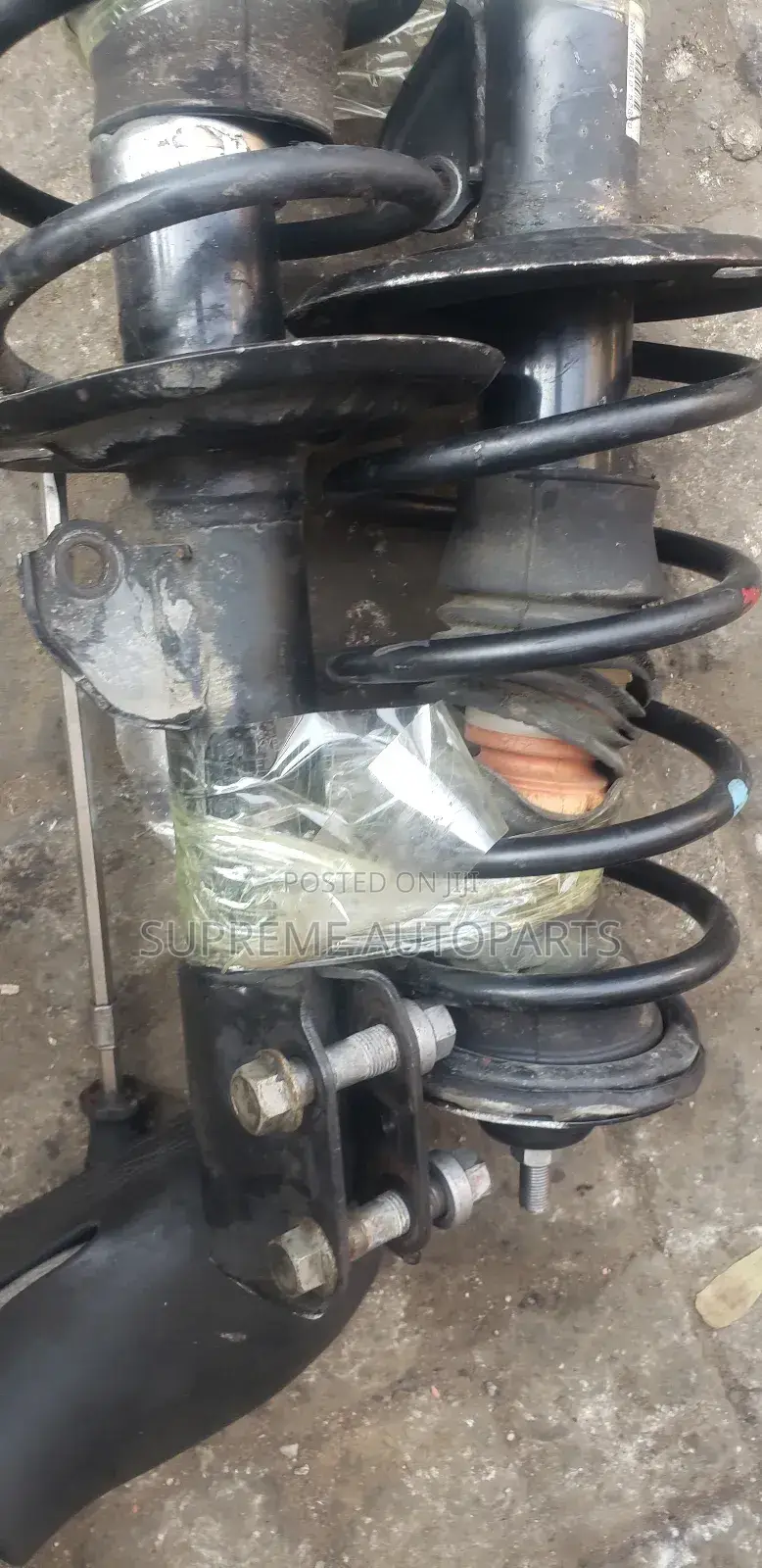 Toyota Vitz, Yaris And Belts Front Shocks Absorber