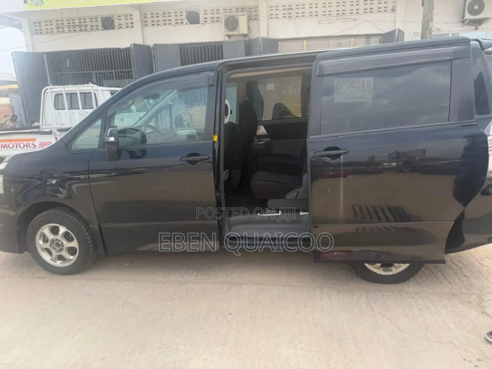 Toyota Voxy 2010 Black