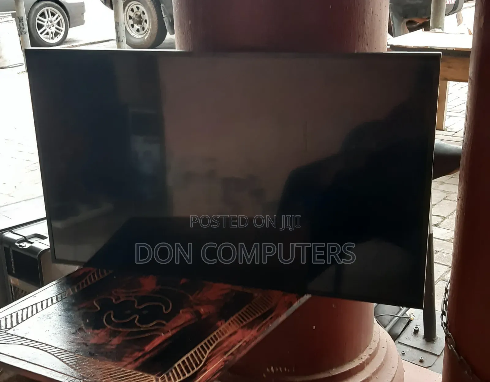 Samsung 32 Inches Smart Monitor