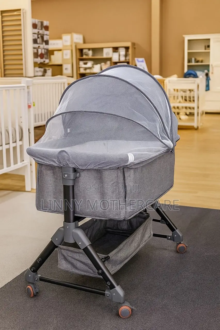 Baby Cot / Bassinet
