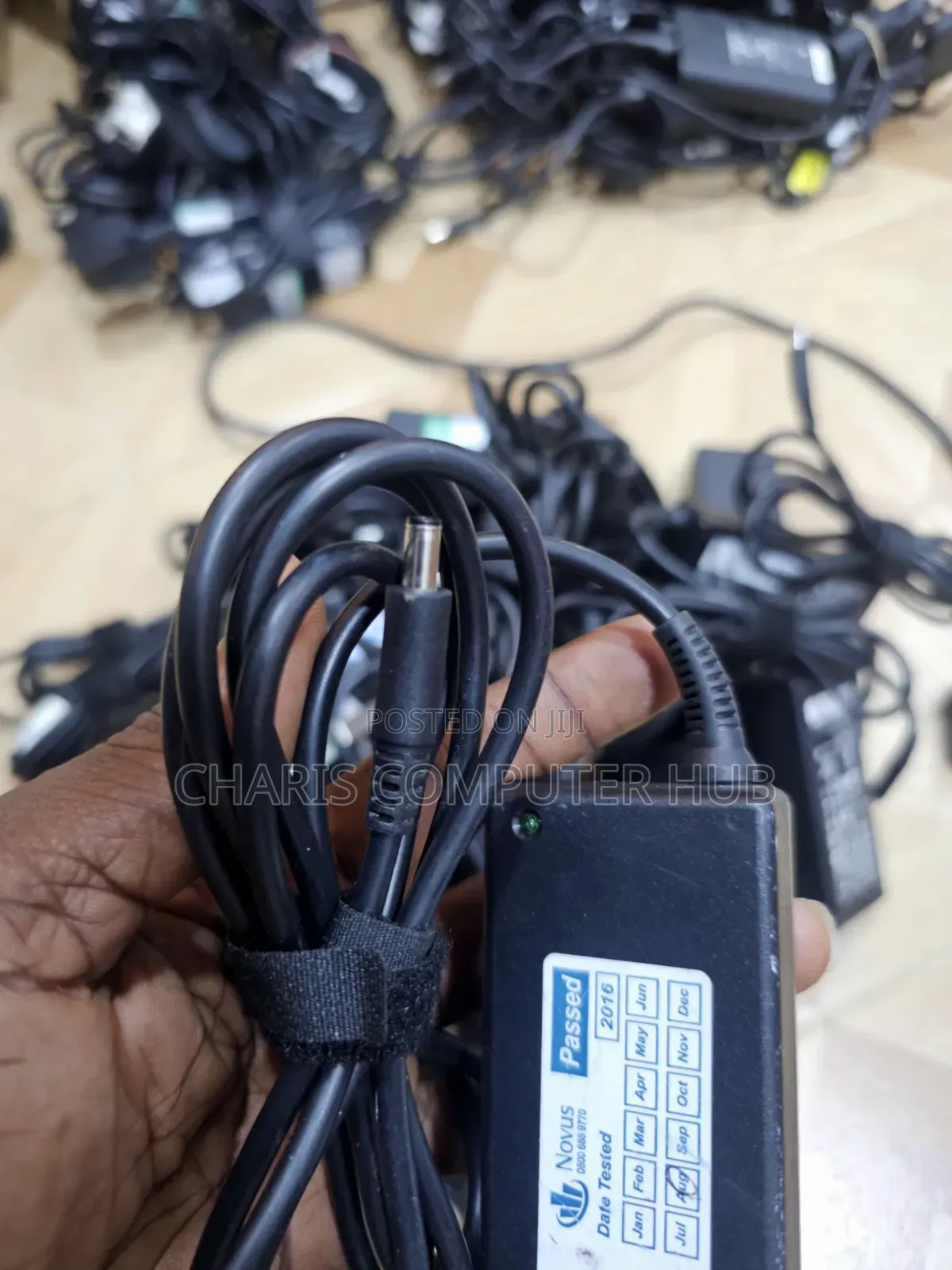 Home Used Dell 65 Watts Small Pin Charger