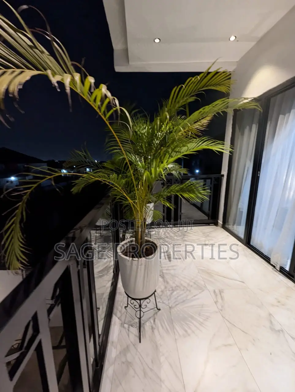 5bdrm House in Nmai-Dzorn for sale