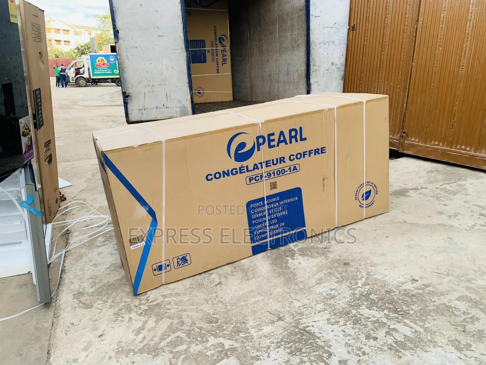 Hot Deals on Pcf—9100-1a Pearl Double Door Chest Freezer Grey.