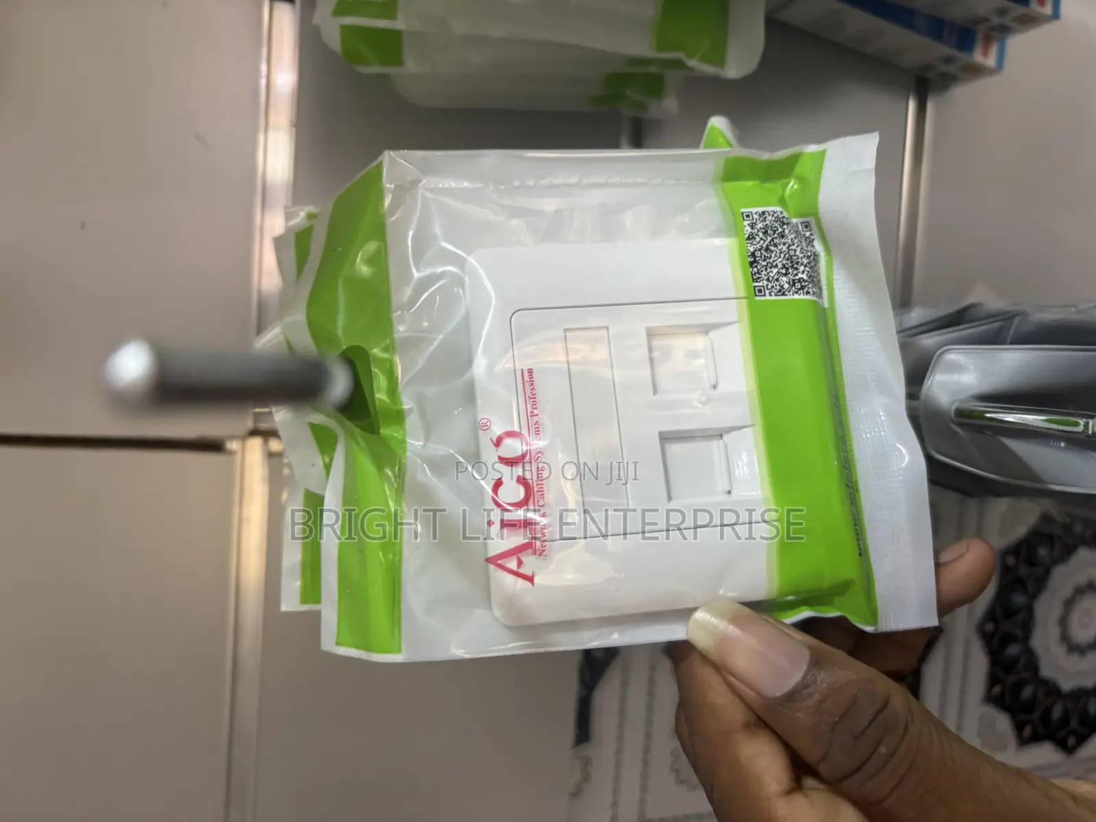 Aico Double Faceplate With Double Keystone