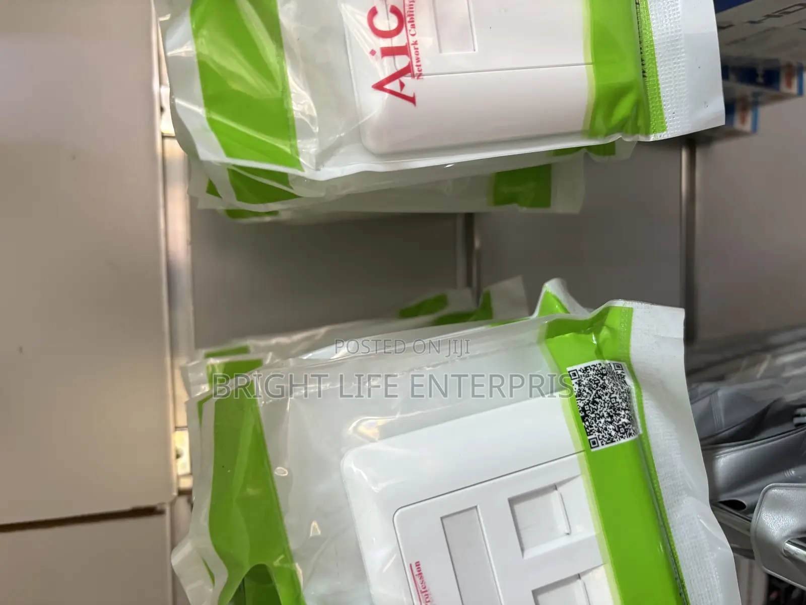 Aico Double Faceplate With Double Keystone