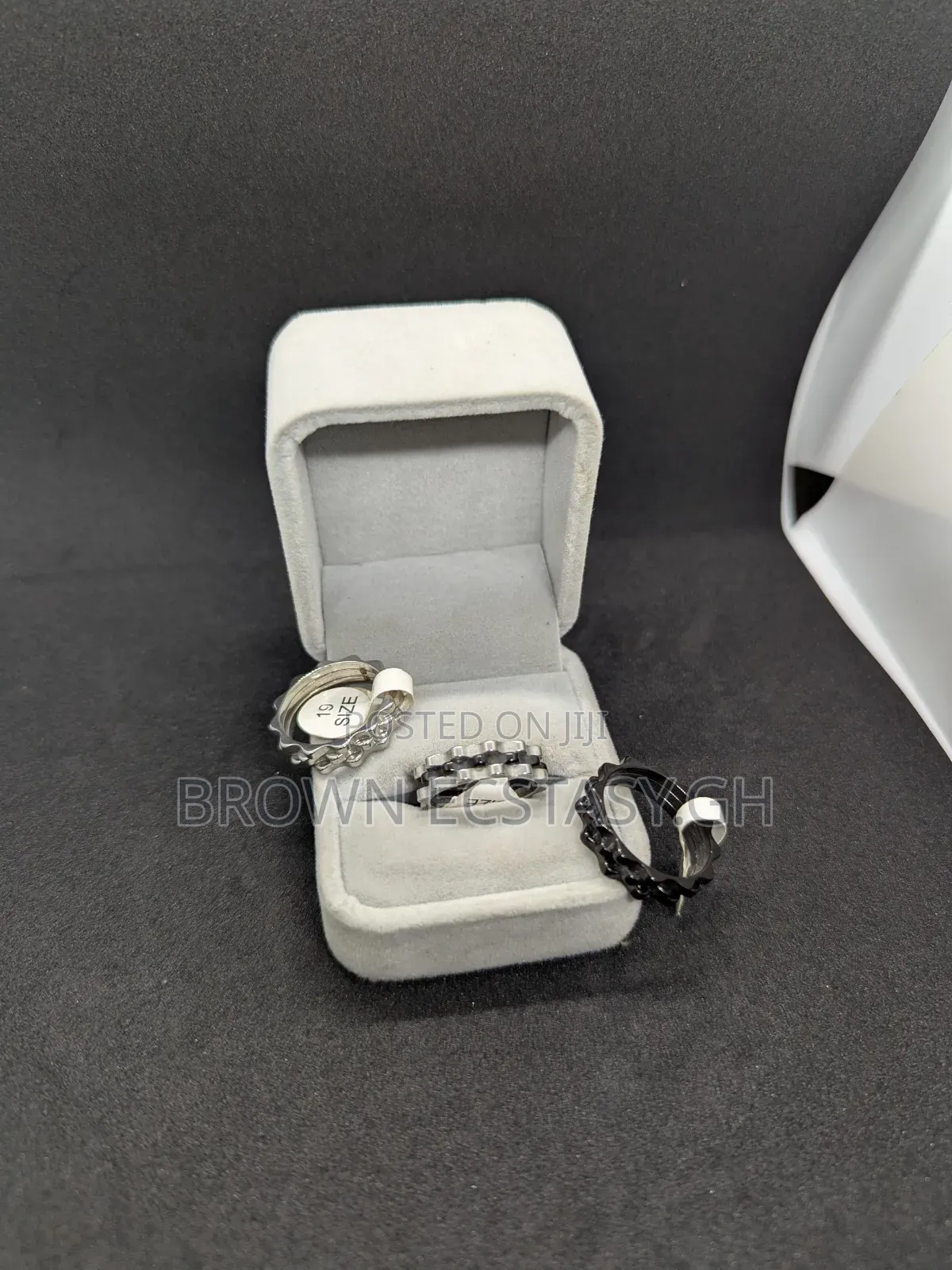 Bike Chain Design Round Rings