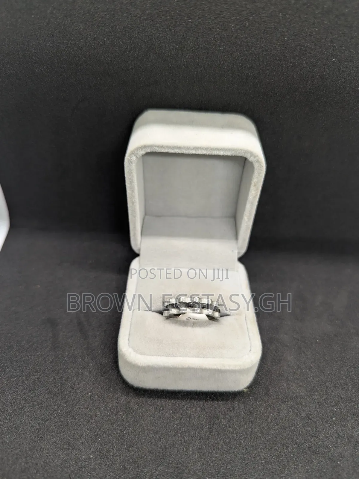 Bike Chain Design Round Rings