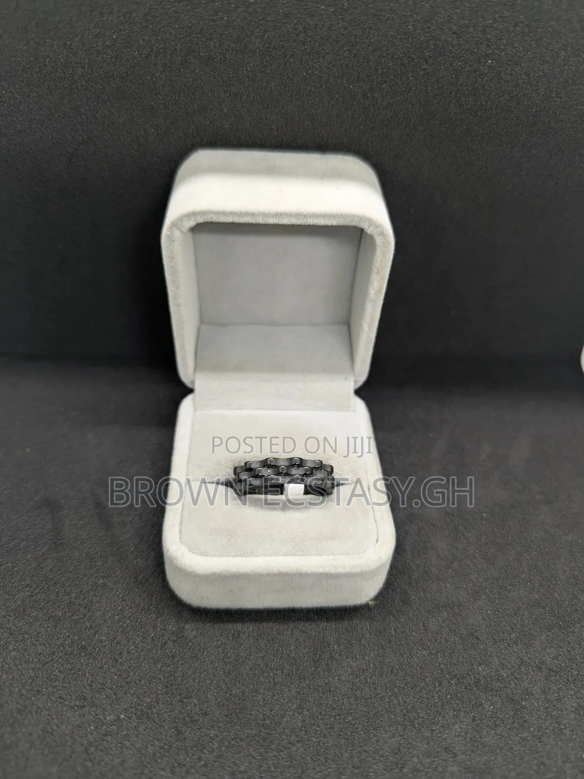 Bike Chain Design Round Rings