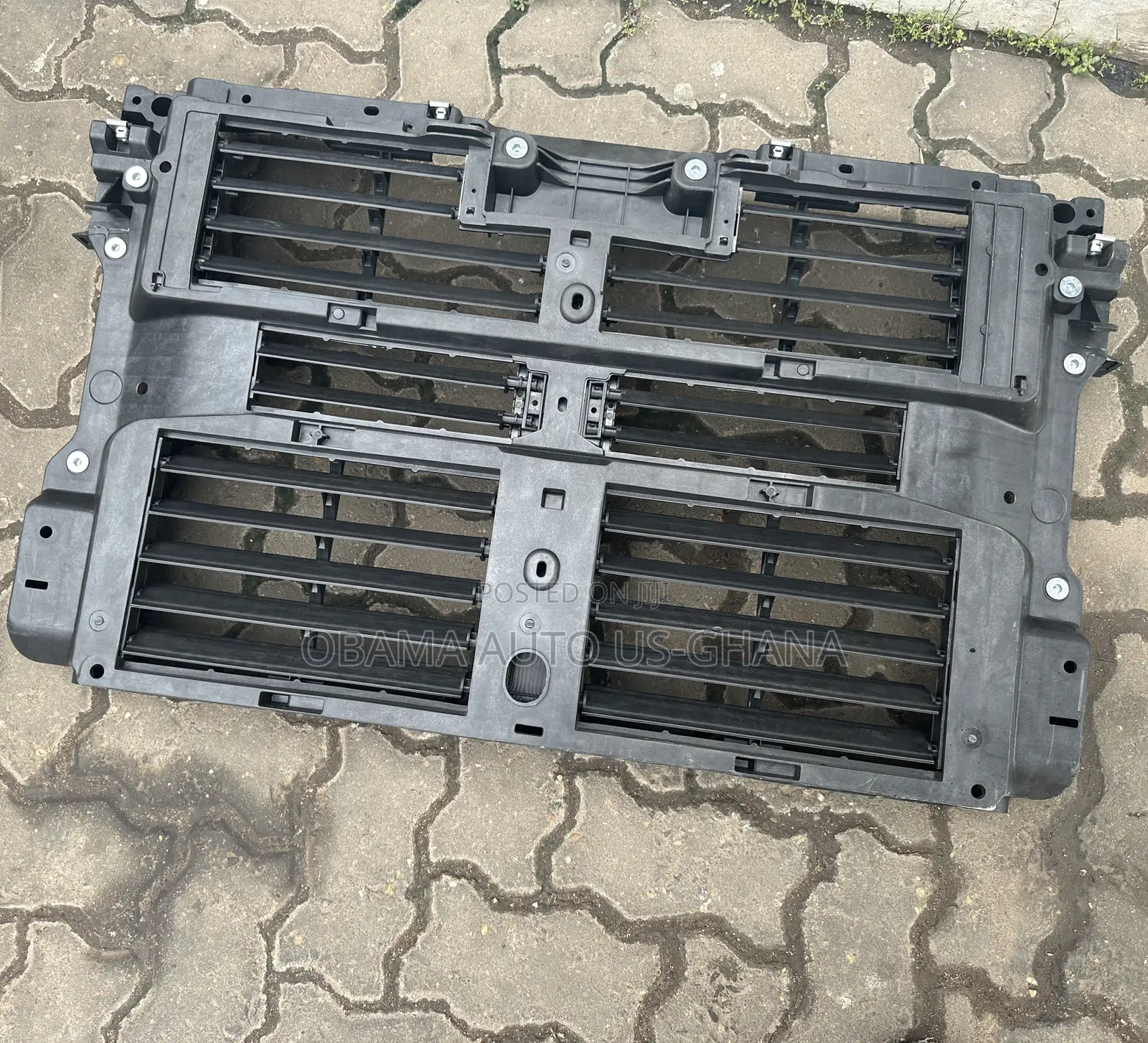 Mazda Cx-30/ Cx30 2019 2020 2021 2022 2023 Radiator Support Shutter In