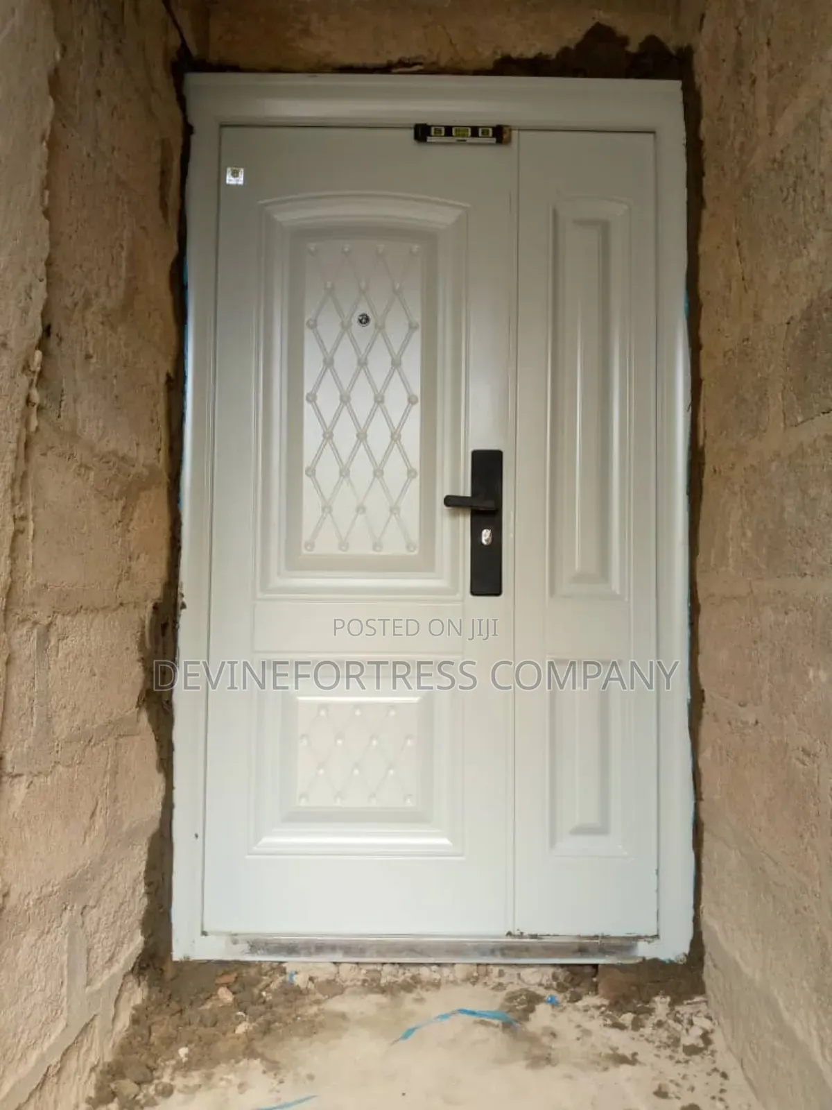 Quality Paladin White Smooth Door 11⁄2 in Single and 11⁄2 for All