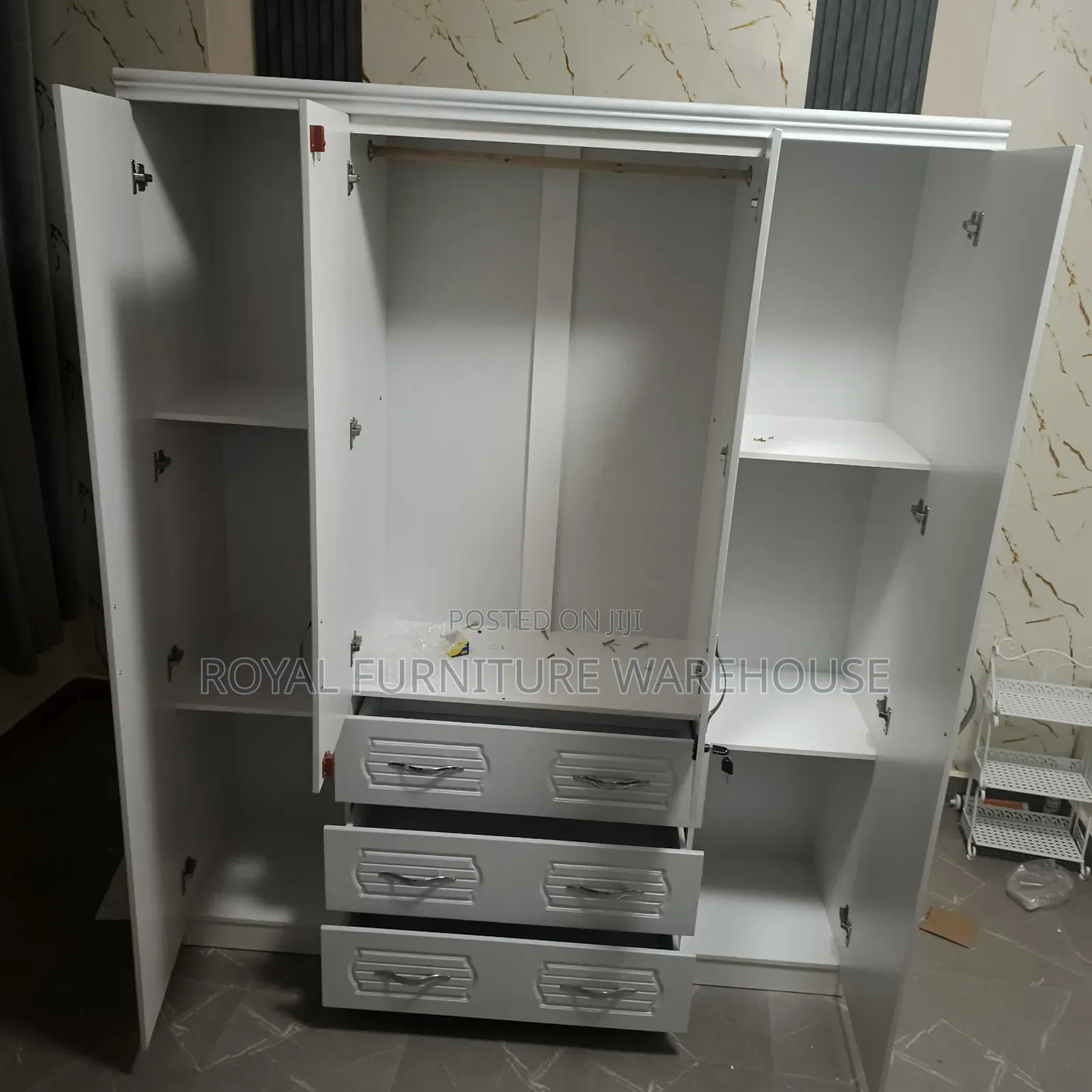 4 Doors Mercedes Benz Design Wardrobe